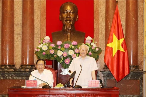 越共中央总书记、国家主席阮富仲：反腐败工作以建为本 重在防范