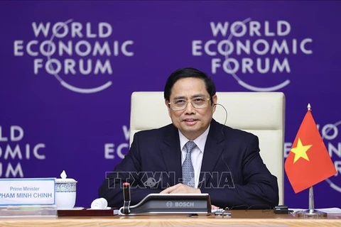 政府总理范明政共同主持第一次越南与世界经济论坛国家战略对话