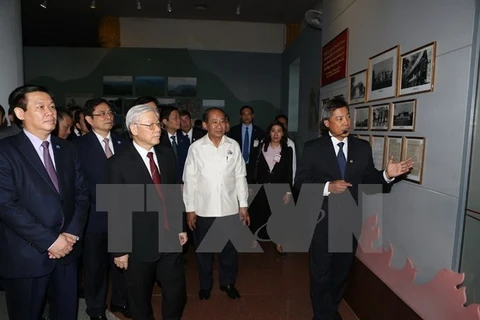 越共中央总书记阮富仲对老挝进行访问