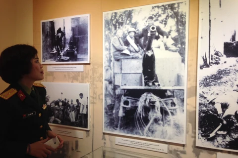 “1946年冬季英雄之歌”资料图片展在河内举行（图片来源：​因特网）