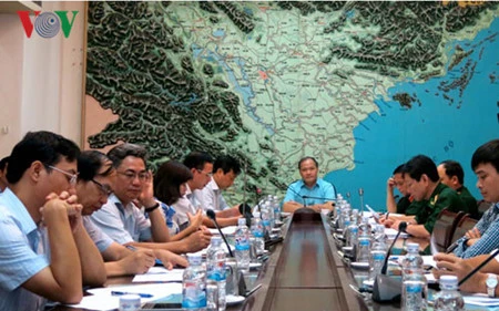 越南农业与农村发展部副部长黄文胜指导克服气候变化后果（图片来源：越南之声）