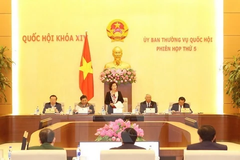 越南国会常务委员会召开第次会议 (图片来源：越通社)