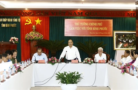 阮春福总理在会议上发表讲话