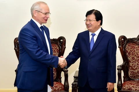 郑廷勇副总理与俄联邦巴什科尔托斯坦共和国政府总理马尔达诺夫