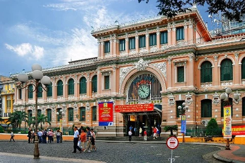 西贡邮局（图片来源：因特网）
