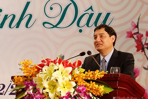 乂安省省委书记阮得荣发表讲话（图片来源：《乂安报》）