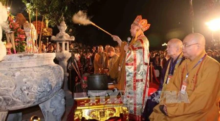 陈庙开仓放粮仪式被公认为国家非物质文化遗产。（图片来源：越通社）