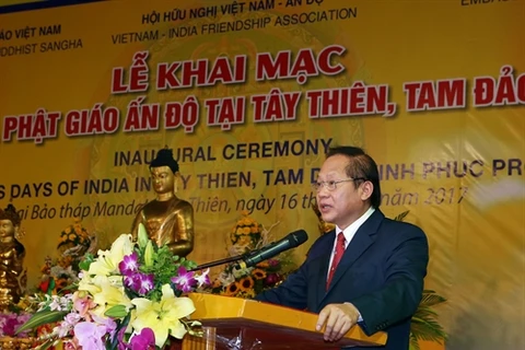 越南信息与传媒部部长张明俊发表讲话（图片来源：因特网）