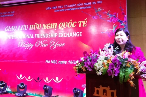 河内市友好组织联合会主席阮兰香发表讲话。（图片来源：http://www.dangcongsan.vn）