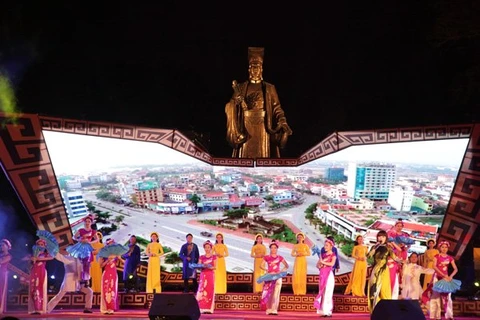 “在河内的广平”文化旅游推介活动。（图片来源：http://vietnamnet.vn）