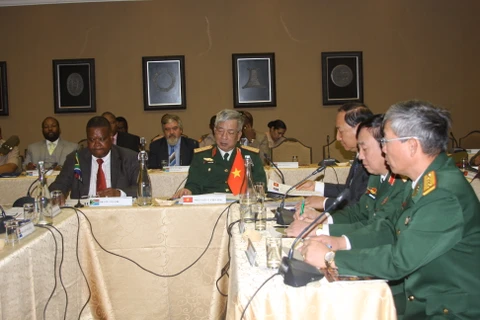 越南与南非第二次防务政策对话在南非举行
