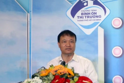 被任命为两个分会主任的工贸部副部长杜胜海。