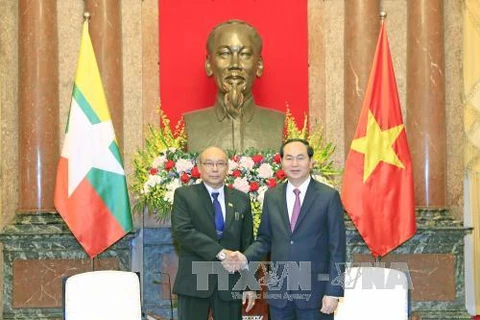 越南国家主席陈大光会见缅甸议会上院议长兼议会议长曼温凯丹。