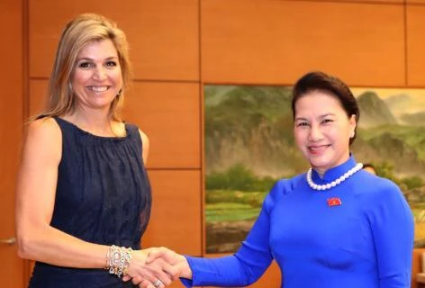 越南国会主席阮氏金银会见荷兰王后马克西玛。