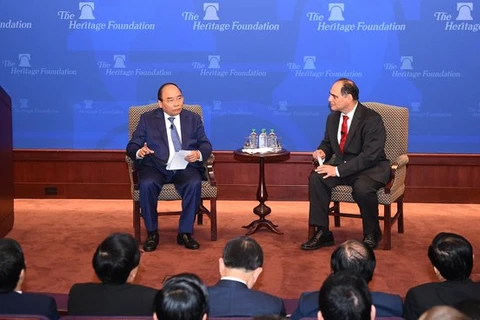 越南政府总理阮春福在传统基金会与政治家和学者交换意见。