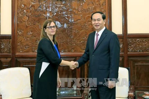 越南国家主席陈大光会见以色列驻越大使埃隆·沙哈尔。