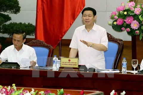 政府副总理王廷惠在会议上发表讲话。（图片来源：越通社）