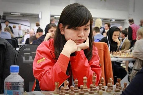 越南棋手阮氏梅兴在比赛中（图片来源：体育报）