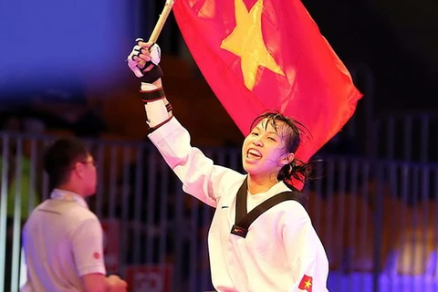 越南选手张氏金泉获得一枚银牌