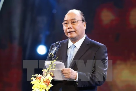越南政府总理阮春福在会议上发表讲话。（图片来源：越通社）