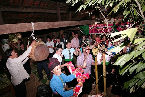 越南山罗省拉哈族竹笋祭祀仪式。