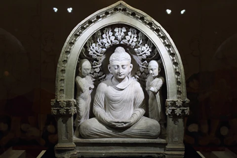 “佛教遗产与废迹”图片展的作品之一。（图片来源：hanoigrapevine.com）