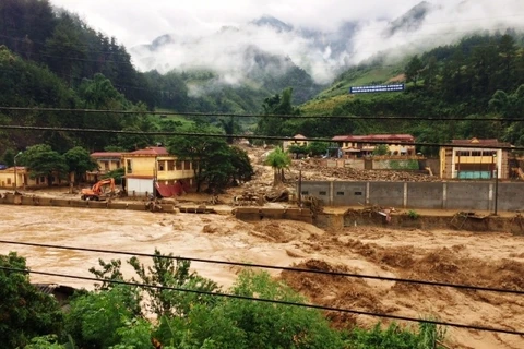 特大暴雨洪水袭击越南北部山区各省造成了重大人员伤亡和财产损失。（图片来源：因特网）