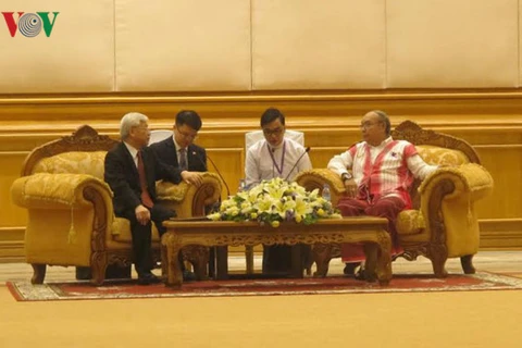 阮富仲总书记会见缅甸联邦议会议长曼温凯丹