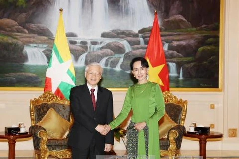 阮富仲与缅甸国家顾问昂山素季