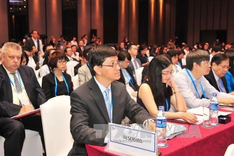 参加APEC经济、金融和社会包容性发展研讨会的与会代表。（图片来源：越通社）