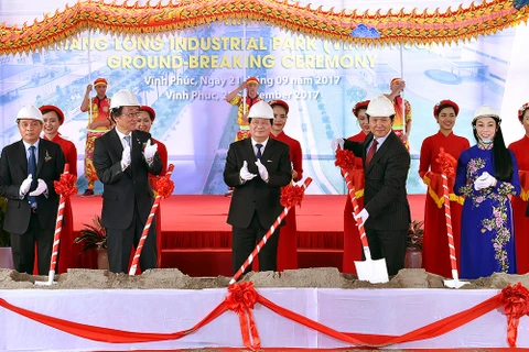 越南政府副总理郑廷勇出席升龙工业区项目开工仪式。（图片来源：越通社）