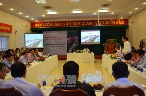 世行驻越代表机构​在同塔省公布《越南国家伙伴框架（2017-2022年）》。（图片来源：越通社）