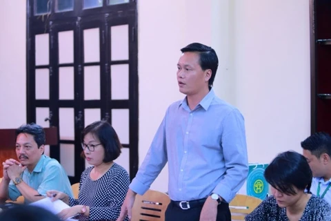 河内市旅游局局长陈德海在会上发表讲话。
