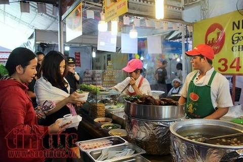 泰国美食展。（图片来源：http://baotintuc.vn）