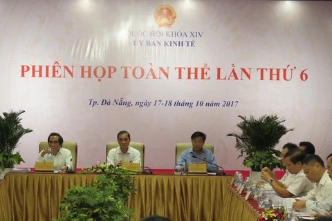 越南国会经济委员会召开全体会议。（图片来源：越通社）