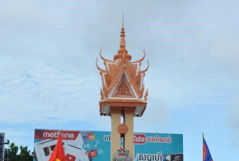 越柬友谊纪念碑（图片来源：越通社） 