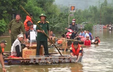 和平省的洪水情况（图片来源：越通社）