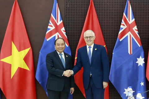 越南政府总理阮春福会见澳大利亚总理和新西兰总理
