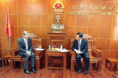 越南教育部与世界经济论坛加强教育合作