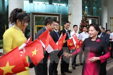 国会主席阮氏金银圆满结束对新加坡和澳大利亚的正式访问