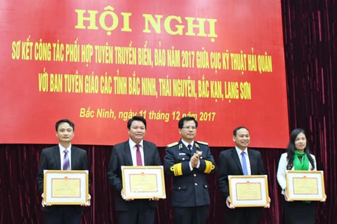 2017年海岛宣传配合工作总结会议在北宁省举行