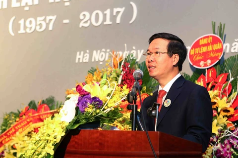 越共中央宣教部长武文赏出席越南美术协会成立60周年纪念活动