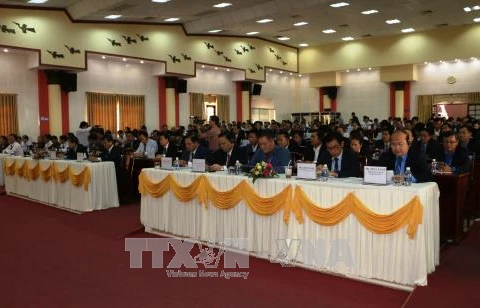 柬老越发展三角区第十一次贸易投资与旅游促进论坛在平福省举行