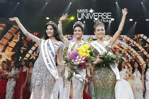 2017年越南环球小姐总决赛落幕 埃地族姑娘成为后冠的主人