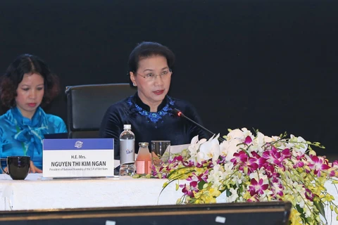 各国议会代表高度评价亚太议会论坛第26届年会的主题