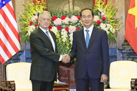 越南国家主席陈大光会见美国国防部长马蒂斯