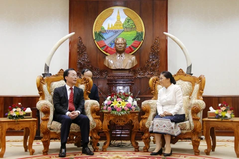 老挝国会主席高度评价老挝国会大厦工程项目施工前期筹建准备工作