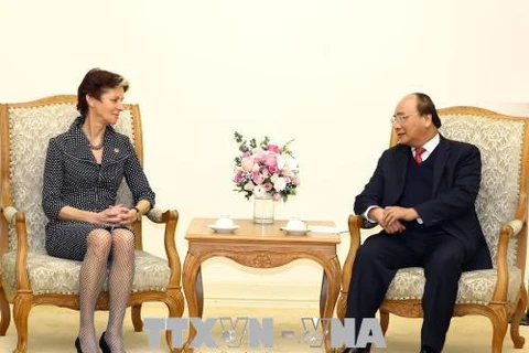 政府总理阮春福会见联合国助理秘书长格尔达