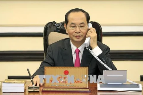 越南国家主席陈大光与美国总统特朗普通电话