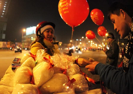 春节初一买盐——越南人过年的习俗